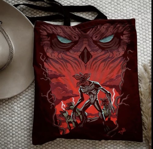 Borsa mano stranger things - a,